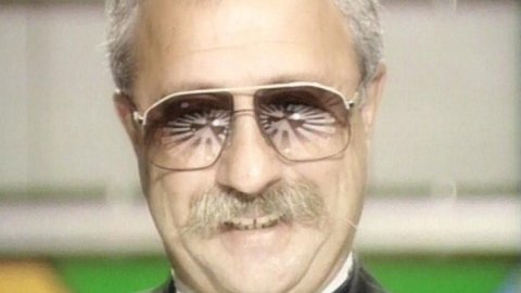 Клоунов не убивают Клоунов не убивают