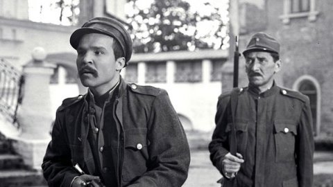 Звёзды и солдаты