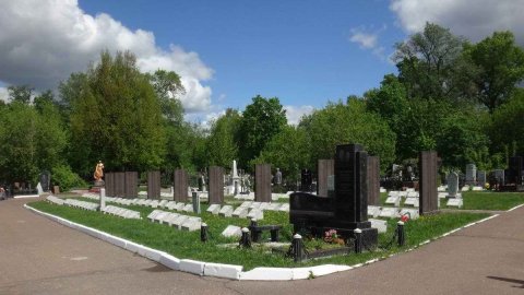 Казанцы отреставрировали памятник павшим воинам