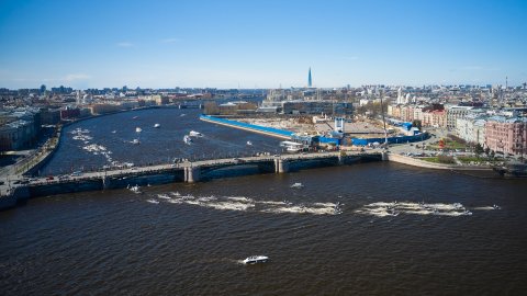 В день 77-летия Великой Победы в Санкт-Петербурге пройдет акция «Бессмертная Флотилия»