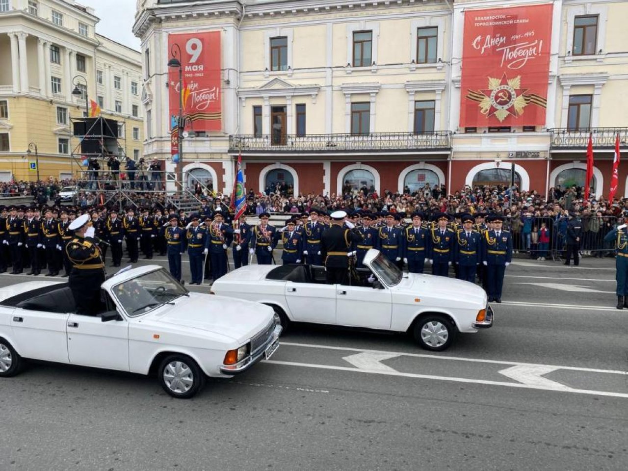 Во Владивостоке прошел военный парад, посвященный Дню Победы — Телеканал « ПОБЕДА»!