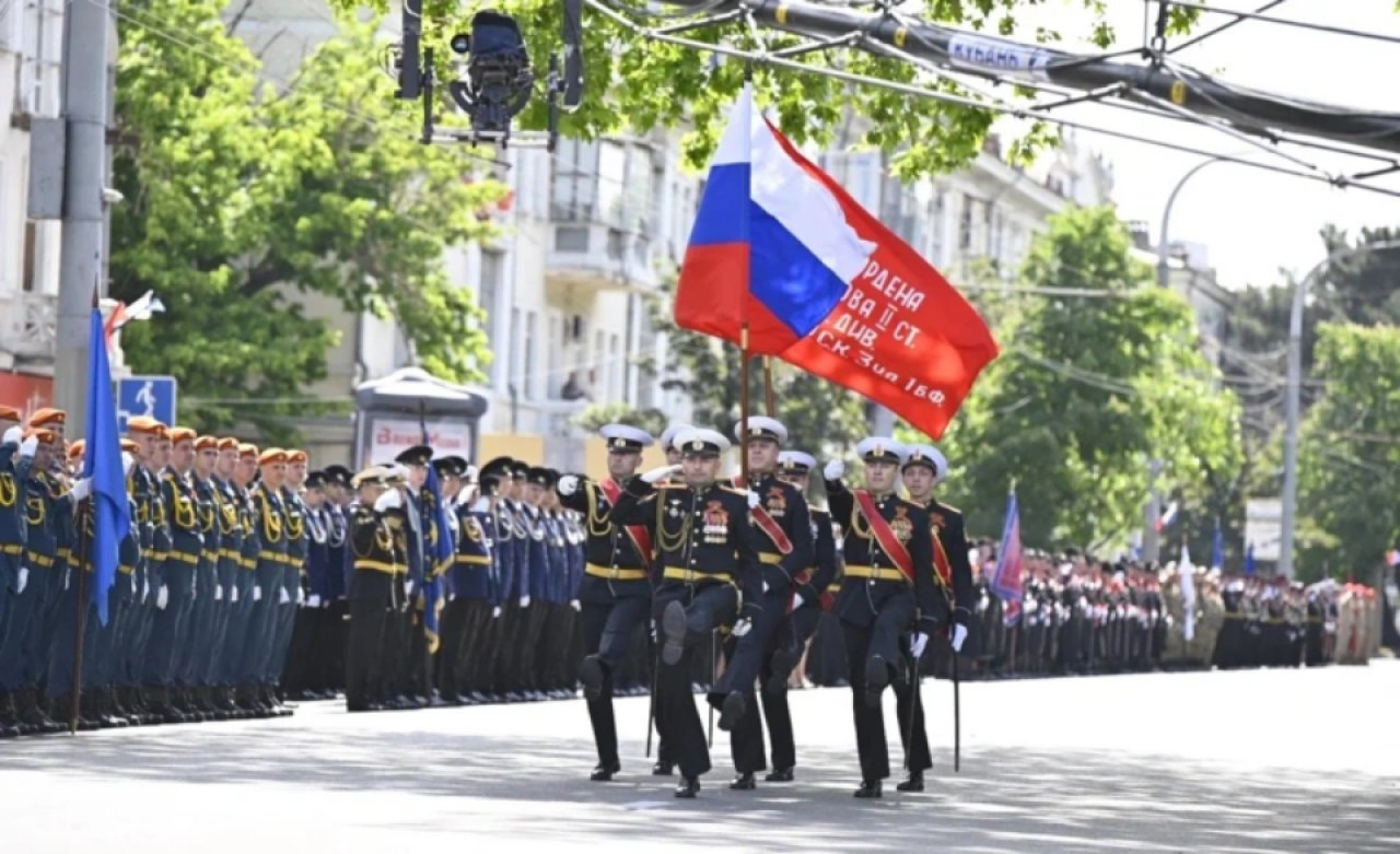 Города-герои: Новороссийск 9 мая 2024 — Телеканал «ПОБЕДА»!