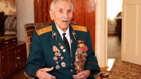 «Спасибо за Победу!»: живые воспоминания в праздничном эфире телеканала «ПОБЕДА» 